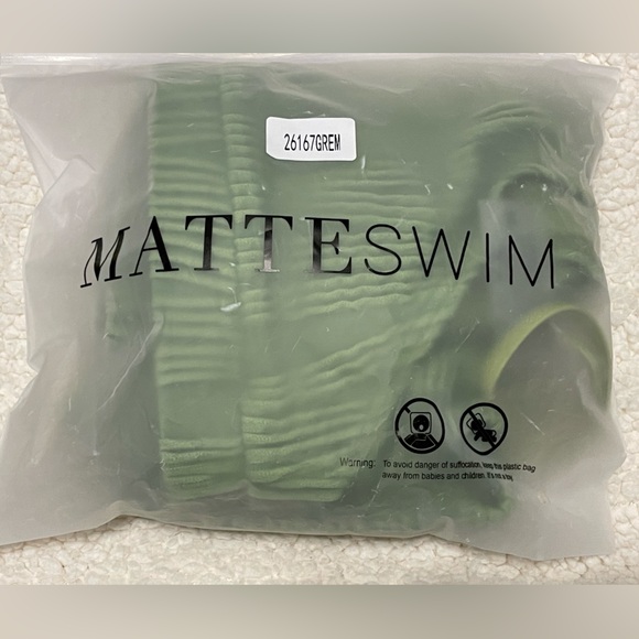 ✨NWT‼️ Matte Collection Dima Bikini - Picture 8 of 8